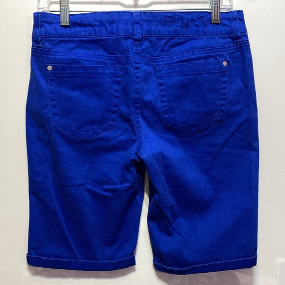Indigo Rein Blue Denim Bermudas size 7 EUC 11191 - Picture 2 of 4